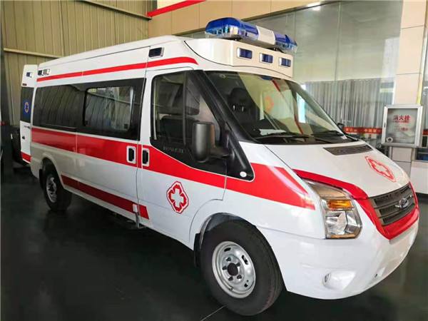 阜南县福特V362救护车